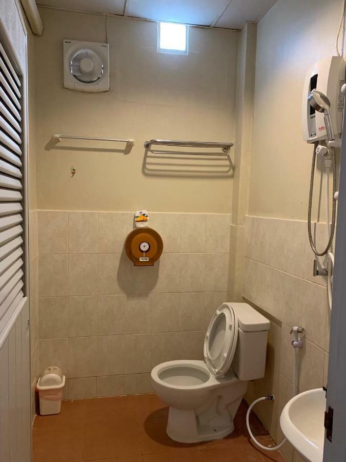 Sarin Guesthouse Тау Экстерьер фото