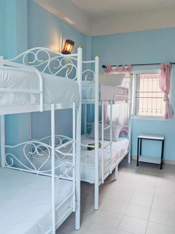 Sarin Guesthouse Тау Экстерьер фото