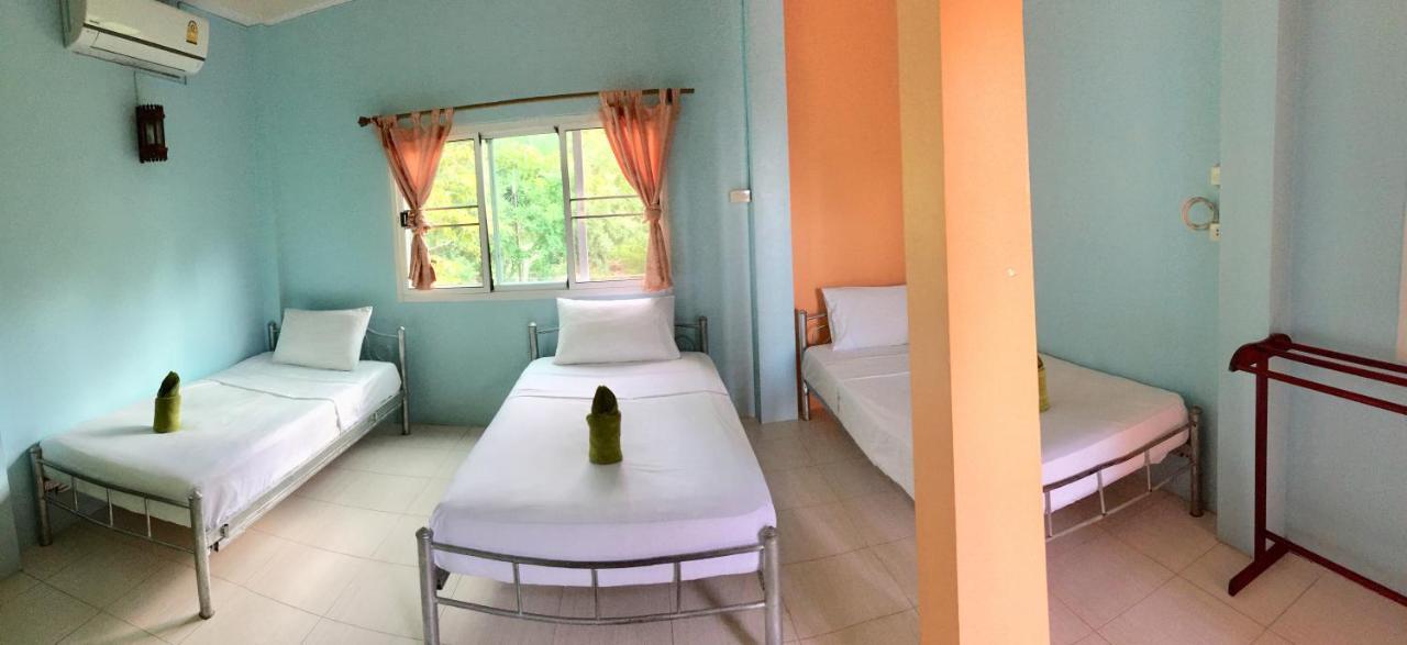 Sarin Guesthouse Тау Экстерьер фото