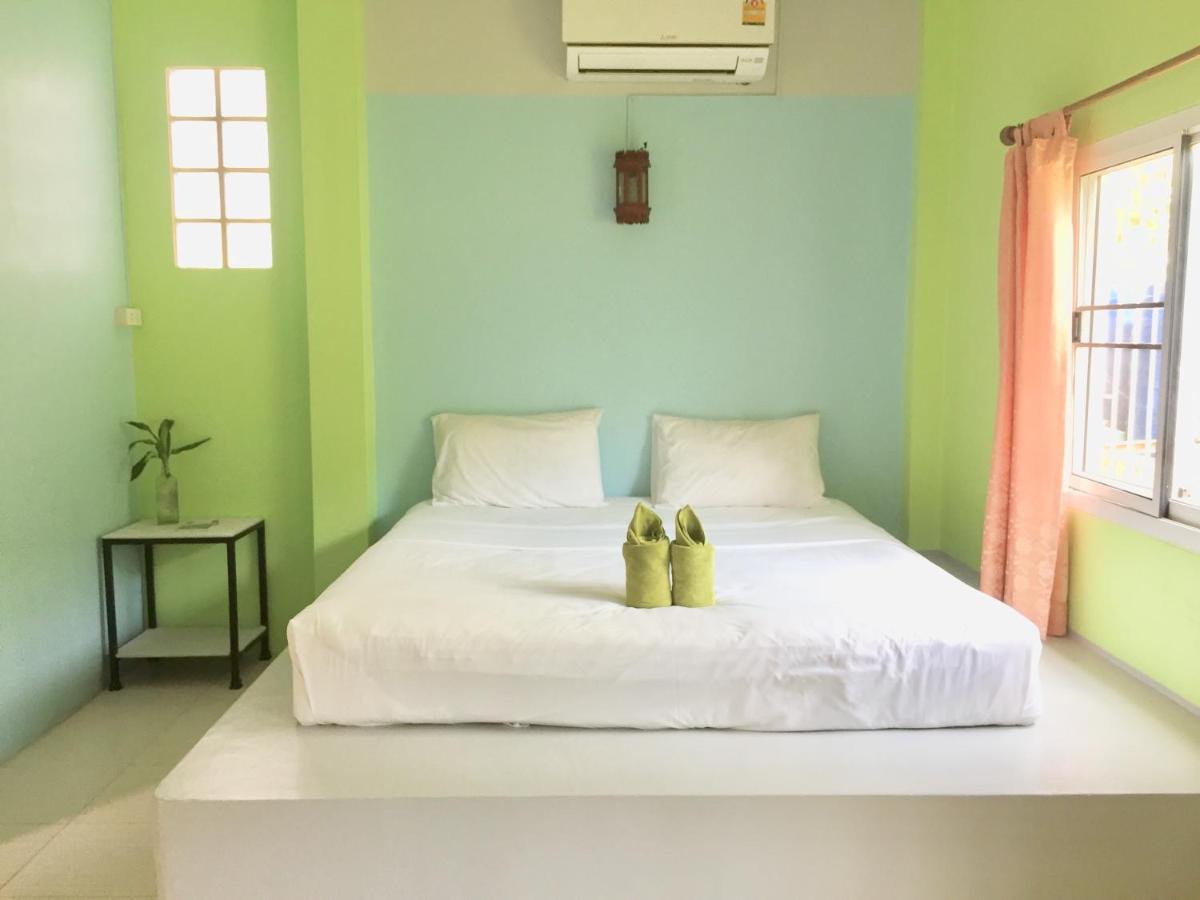 Sarin Guesthouse Тау Экстерьер фото