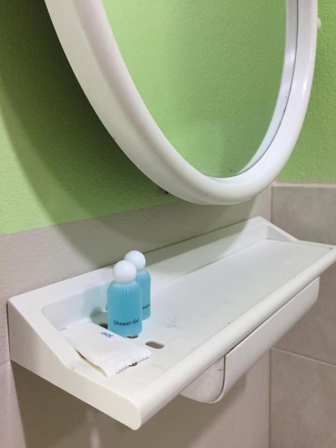 Sarin Guesthouse Тау Экстерьер фото